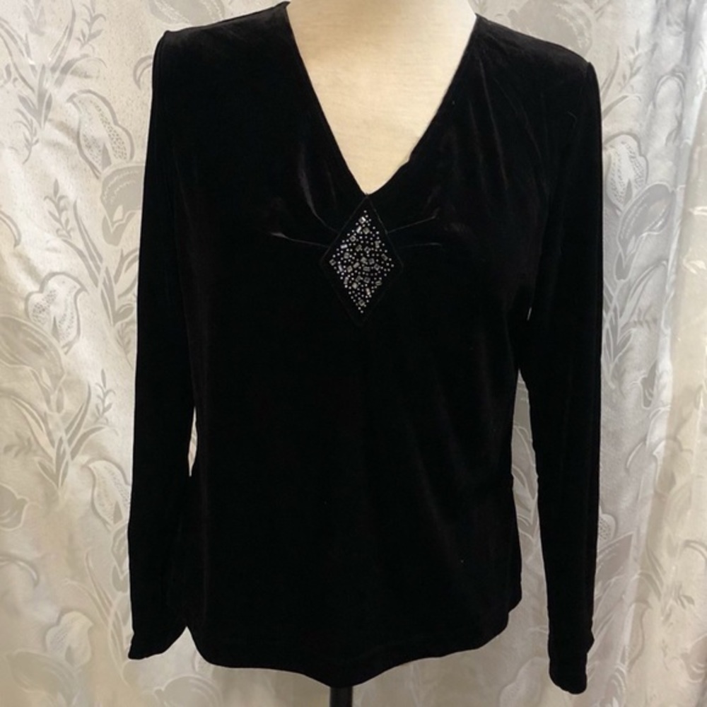 VIVVI VI BLACK VELOUR LONG SLEEVE SHIRT